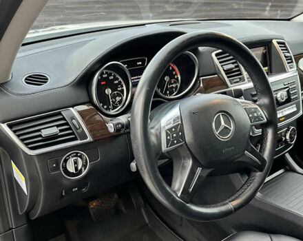 Белый Мерседес ГЛ-класс, объемом двигателя 2.99 л и пробегом 182 тыс. км за 24500 $, фото 27 на Automoto.ua