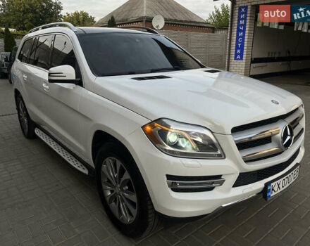Мерседес ГЛ-класс 2014 в Харькове на Automoto.ua Белый Мерседес ГЛ-класс, объемом двигателя 2.99 л и пробегом 195 тыс. км за 25000 $, фото 6 на Automoto.ua