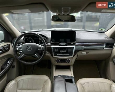 Білий Мерседес ГЛ-Клас, об'ємом двигуна 3 л та пробігом 245 тис. км за 20500 $, фото 26 на Automoto.ua