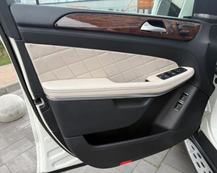 Білий Мерседес ГЛ-Клас, об'ємом двигуна 4.7 л та пробігом 149 тис. км за 24999 $, фото 11 на Automoto.ua