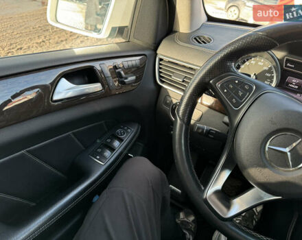 Мерседес ГЛ-класс 2014 в Тернополе на Automoto.ua Белый Мерседес ГЛ-класс, объемом двигателя 3 л и пробегом 163 тыс. км за 21900 $, фото 6 на Automoto.ua