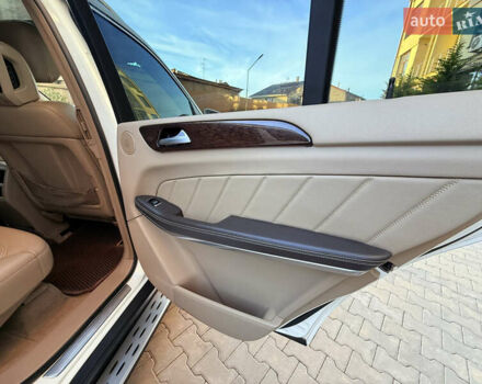 Білий Мерседес ГЛ-Клас, об'ємом двигуна 3 л та пробігом 250 тис. км за 24999 $, фото 67 на Automoto.ua