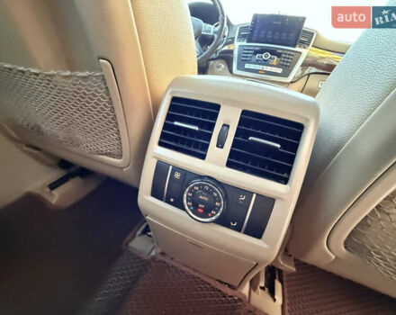 Білий Мерседес ГЛ-Клас, об'ємом двигуна 3 л та пробігом 250 тис. км за 24999 $, фото 71 на Automoto.ua