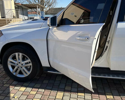 Белый Мерседес ГЛ-класс, объемом двигателя 4.66 л и пробегом 178 тыс. км за 29999 $, фото 12 на Automoto.ua