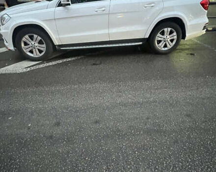 Белый Мерседес ГЛ-класс, объемом двигателя 3 л и пробегом 98 тыс. км за 49500 $, фото 5 на Automoto.ua