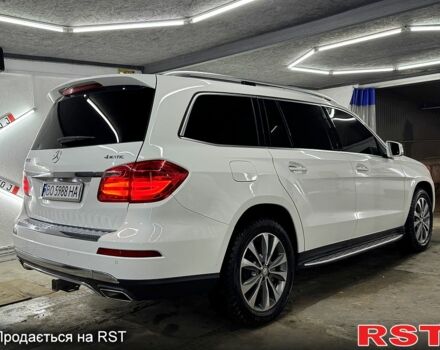 Белый Мерседес ГЛ-класс, объемом двигателя 3 л и пробегом 190 тыс. км за 22900 $, фото 2 на Automoto.ua
