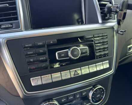 Белый Мерседес ГЛ-класс, объемом двигателя 3 л и пробегом 84 тыс. км за 42500 $, фото 14 на Automoto.ua