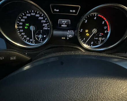 Белый Мерседес ГЛ-класс, объемом двигателя 3 л и пробегом 98 тыс. км за 49500 $, фото 10 на Automoto.ua