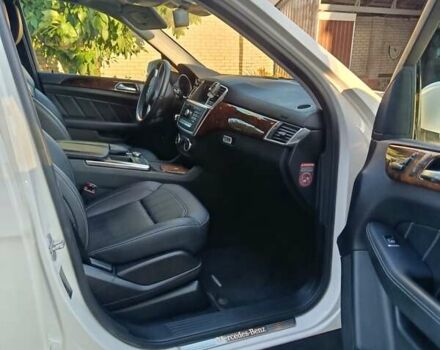 Білий Мерседес ГЛ-Клас, об'ємом двигуна 3 л та пробігом 115 тис. км за 32000 $, фото 1 на Automoto.ua