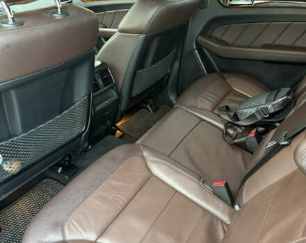 Белый Мерседес ГЛ-класс, объемом двигателя 3 л и пробегом 272 тыс. км за 29700 $, фото 30 на Automoto.ua