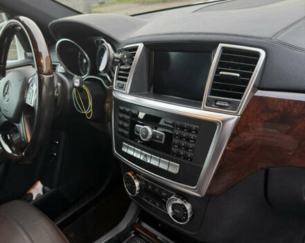 Белый Мерседес ГЛ-класс, объемом двигателя 3 л и пробегом 272 тыс. км за 29700 $, фото 39 на Automoto.ua