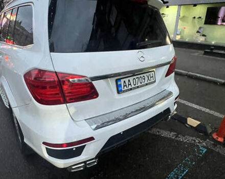 Белый Мерседес ГЛ-класс, объемом двигателя 3 л и пробегом 98 тыс. км за 49500 $, фото 2 на Automoto.ua