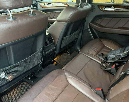 Белый Мерседес ГЛ-класс, объемом двигателя 3 л и пробегом 272 тыс. км за 29700 $, фото 31 на Automoto.ua