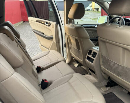 Белый Мерседес ГЛ-класс, объемом двигателя 3 л и пробегом 324 тыс. км за 19500 $, фото 75 на Automoto.ua