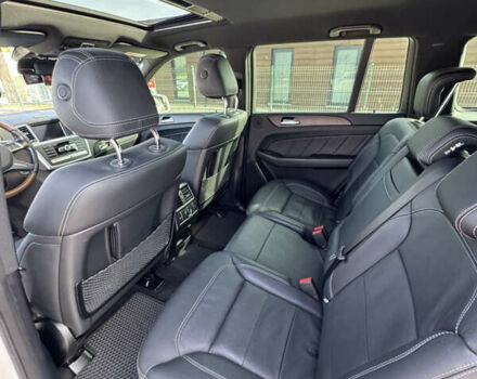 Белый Мерседес ГЛ-класс, объемом двигателя 3 л и пробегом 84 тыс. км за 42500 $, фото 10 на Automoto.ua