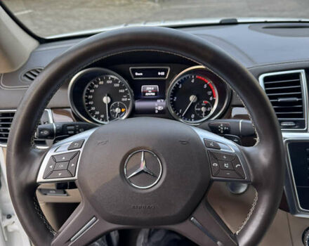 Белый Мерседес ГЛ-класс, объемом двигателя 3 л и пробегом 324 тыс. км за 19500 $, фото 53 на Automoto.ua