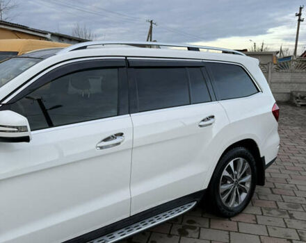 Белый Мерседес ГЛ-класс, объемом двигателя 3 л и пробегом 272 тыс. км за 29700 $, фото 6 на Automoto.ua