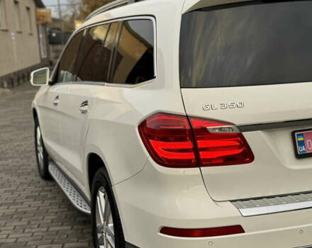 Белый Мерседес ГЛ-класс, объемом двигателя 3 л и пробегом 324 тыс. км за 19500 $, фото 36 на Automoto.ua