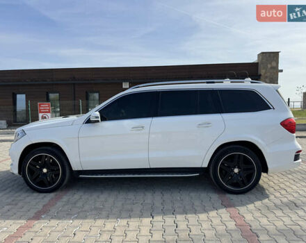 Белый Мерседес ГЛ-класс, объемом двигателя 3 л и пробегом 84 тыс. км за 42500 $, фото 4 на Automoto.ua