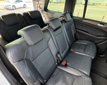 Белый Мерседес ГЛ-класс, объемом двигателя 3 л и пробегом 84 тыс. км за 42500 $, фото 19 на Automoto.ua