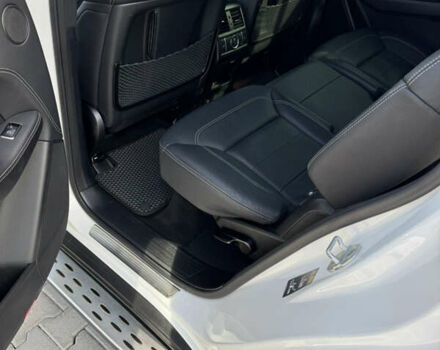 Белый Мерседес ГЛ-класс, объемом двигателя 3 л и пробегом 84 тыс. км за 42500 $, фото 24 на Automoto.ua