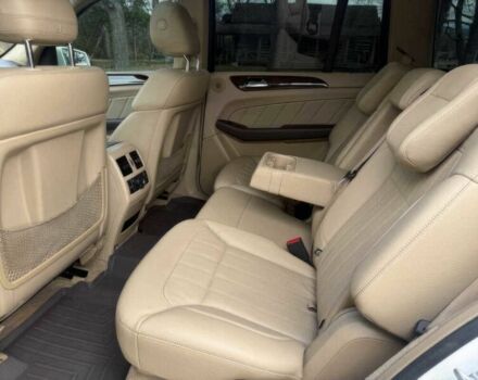 Білий Мерседес ГЛ-Клас, об'ємом двигуна 3 л та пробігом 80 тис. км за 8900 $, фото 11 на Automoto.ua