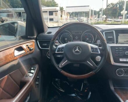 Белый Мерседес ГЛ-класс, объемом двигателя 3 л и пробегом 73 тыс. км за 10100 $, фото 8 на Automoto.ua