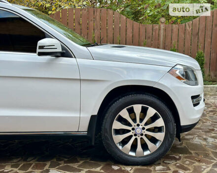 Белый Мерседес ГЛ-класс, объемом двигателя 3 л и пробегом 169 тыс. км за 24600 $, фото 10 на Automoto.ua