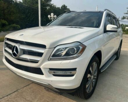 Белый Мерседес ГЛ-класс, объемом двигателя 3 л и пробегом 73 тыс. км за 10100 $, фото 2 на Automoto.ua