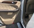 Білий Мерседес ГЛ-Клас, об'ємом двигуна 3 л та пробігом 70 тис. км за 8500 $, фото 11 на Automoto.ua