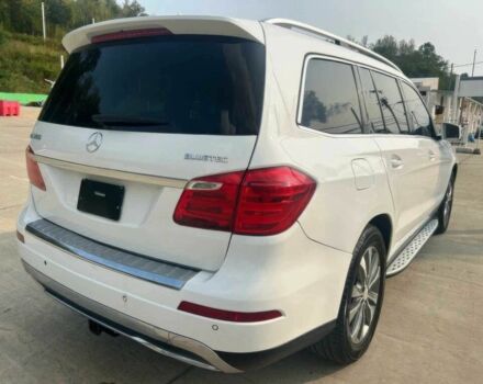 Белый Мерседес ГЛ-класс, объемом двигателя 3 л и пробегом 73 тыс. км за 10100 $, фото 5 на Automoto.ua