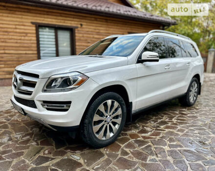 Белый Мерседес ГЛ-класс, объемом двигателя 3 л и пробегом 169 тыс. км за 24600 $, фото 5 на Automoto.ua