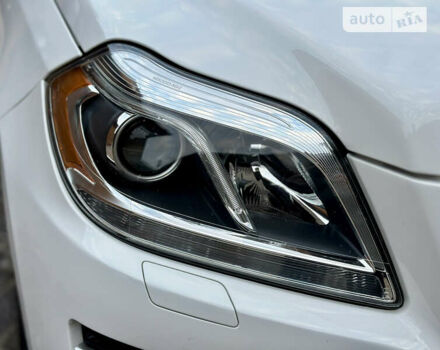 Белый Мерседес ГЛ-класс, объемом двигателя 3 л и пробегом 169 тыс. км за 24600 $, фото 9 на Automoto.ua