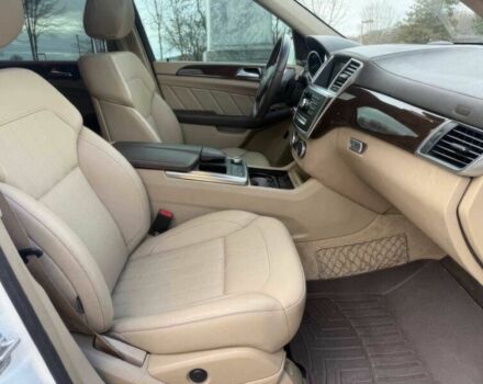 Білий Мерседес ГЛ-Клас, об'ємом двигуна 3 л та пробігом 80 тис. км за 8900 $, фото 9 на Automoto.ua