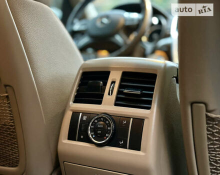 Белый Мерседес ГЛ-класс, объемом двигателя 3 л и пробегом 169 тыс. км за 24600 $, фото 31 на Automoto.ua