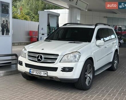 Белый Мерседес ГЛ-класс, объемом двигателя 4.7 л и пробегом 190 тыс. км за 9350 $, фото 1 на Automoto.ua