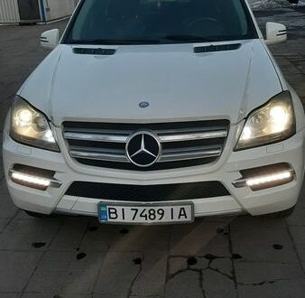 Белый Мерседес ГЛ-класс, объемом двигателя 2.99 л и пробегом 230 тыс. км за 23000 $, фото 1 на Automoto.ua