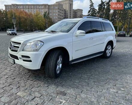 Білий Мерседес ГЛ-Клас, об'ємом двигуна 5.46 л та пробігом 186 тис. км за 20000 $, фото 1 на Automoto.ua