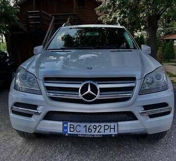 Белый Мерседес ГЛ-класс, объемом двигателя 2.99 л и пробегом 218 тыс. км за 20300 $, фото 1 на Automoto.ua