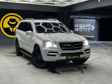 Білий Мерседес ГЛ-Клас, об'ємом двигуна 3 л та пробігом 327 тис. км за 429 $, фото 1 на Automoto.ua