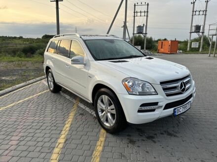 Белый Мерседес ГЛ-класс, объемом двигателя 3 л и пробегом 236 тыс. км за 19200 $, фото 1 на Automoto.ua