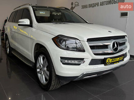 Белый Мерседес ГЛ-класс, объемом двигателя 3 л и пробегом 235 тыс. км за 24900 $, фото 1 на Automoto.ua