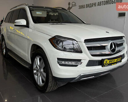 Белый Мерседес ГЛ-класс, объемом двигателя 3 л и пробегом 235 тыс. км за 24900 $, фото 1 на Automoto.ua