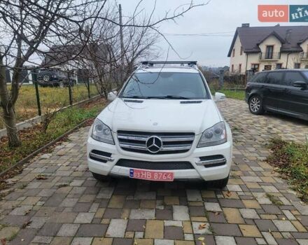Белый Мерседес ГЛ-класс, объемом двигателя 2.99 л и пробегом 400 тыс. км за 17900 $, фото 1 на Automoto.ua