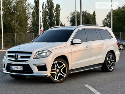 Мерседес ГЛ-Клас 2013 у Кривому Розі на Automoto.ua Білий Мерседес ГЛ-Клас, об'ємом двигуна 3 л та пробігом 176 тис. км за 35000 $, фото 1 на Automoto.ua