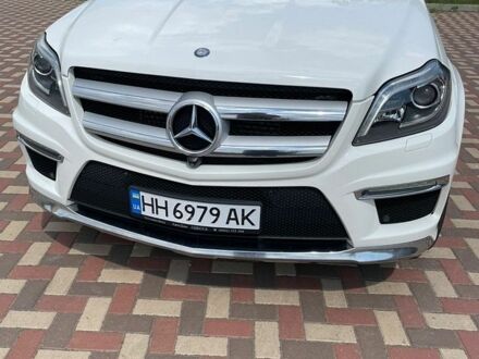 Белый Мерседес ГЛ-класс, объемом двигателя 2.99 л и пробегом 229 тыс. км за 25000 $, фото 1 на Automoto.ua