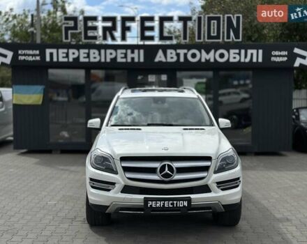 Белый Мерседес ГЛ-класс, объемом двигателя 3 л и пробегом 245 тыс. км за 20500 $, фото 1 на Automoto.ua