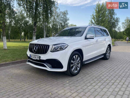 Мерседес ГЛ-класс 2014 в Ровно на Automoto.ua Белый Мерседес ГЛ-класс, объемом двигателя 2.99 л и пробегом 172 тыс. км за 29900 $, фото 1 на Automoto.ua