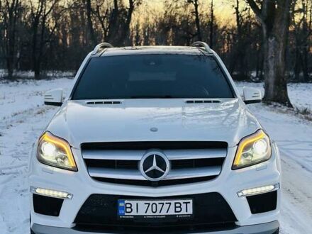 Белый Мерседес ГЛ-класс, объемом двигателя 3 л и пробегом 227 тыс. км за 23900 $, фото 1 на Automoto.ua