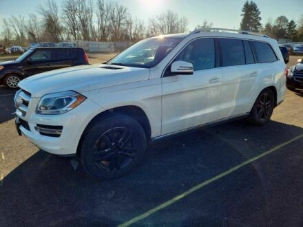 Белый Мерседес ГЛ-класс, объемом двигателя 3 л и пробегом 139 тыс. км за 4000 $, фото 1 на Automoto.ua